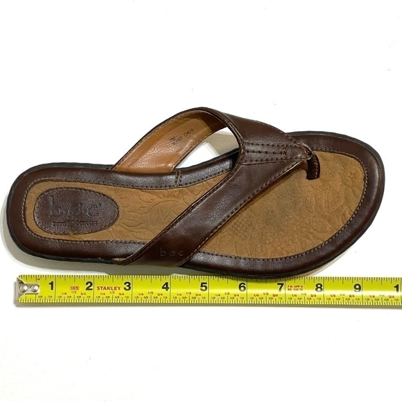Born Concept BOC Women Brown Faux Leather Slip On Sandals Size 7M - Picture 9 of 10